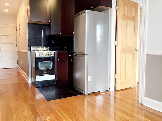 Rented by JM Preston Properties LLC | media 8