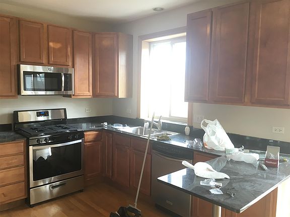 3rd image of 7363 N Damen Ave APT 304
