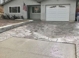 1330 Caren Rd, Vista, CA 92083