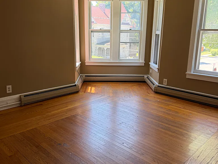 25 Carroll St #2 — Photo 18