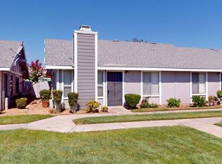 1027 W Dakota Ave APT 104, Fresno, CA 93705