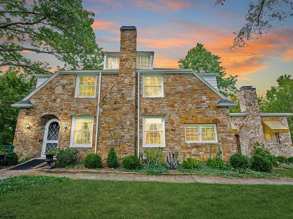 260 Dormont St, Morgantown, WV 26501