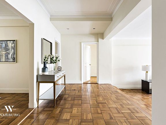 3rd image of 25 Central Park W APT 3M