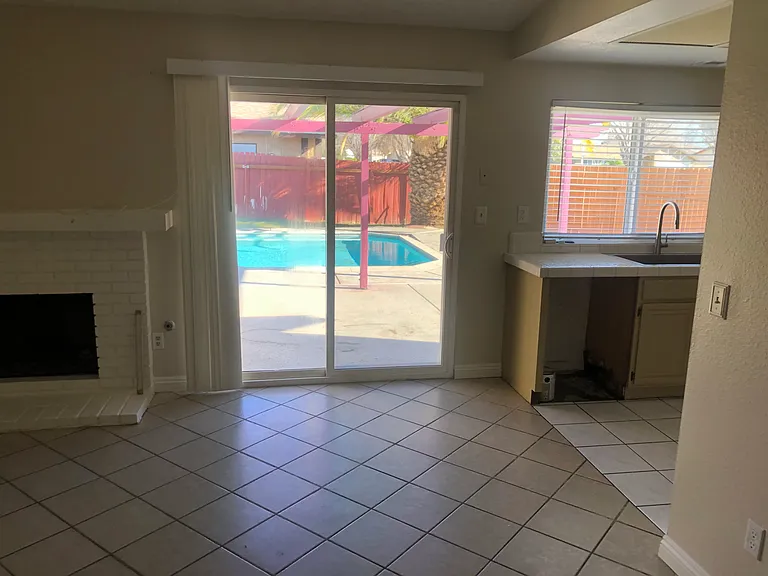 44138 Kirkland Ave — Photo 38