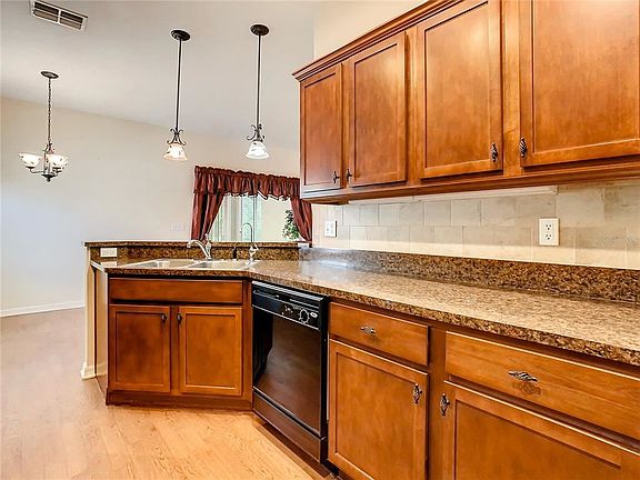 2nd image of 36120 Laguna Hills Cir