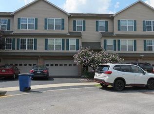 532 Meadowcroft Cir, Mechanicsburg, PA 17055