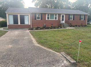 7988 Kenmore Dr, Mechanicsville, VA 23111