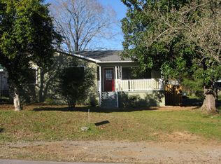 53 Birchwood St, Pikeville, TN 37367