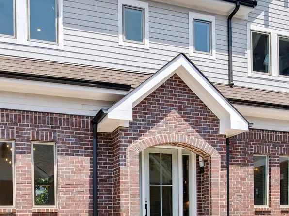 1711 5th Ave N, Nashville, TN 37208