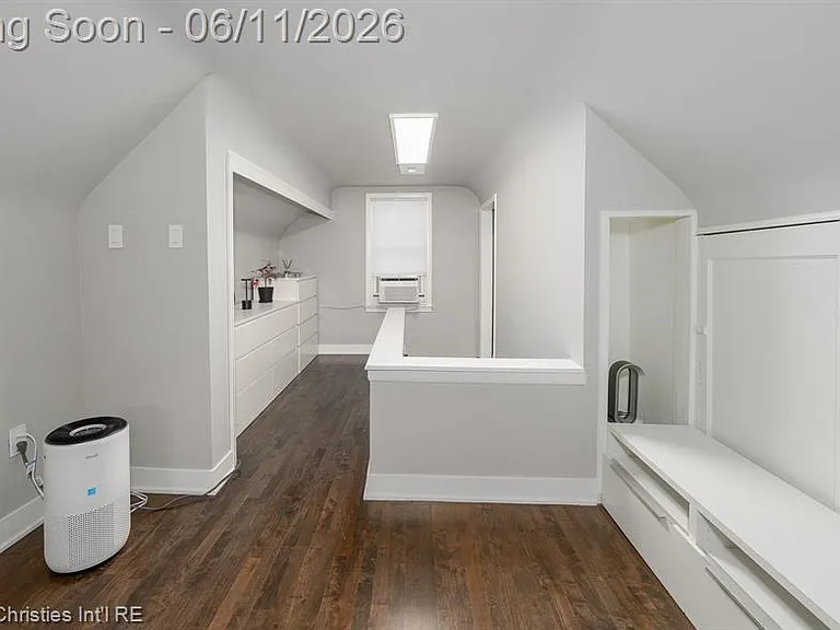 3318 Prairie Ave — Photo 13