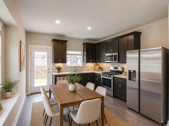 4th image of 601 Dusky Sap Ln #D