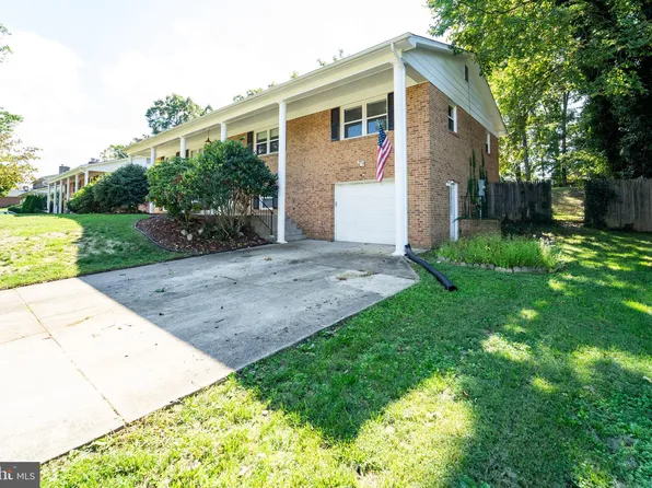 6719 Robinia Rd, Temple Hills, MD 20748