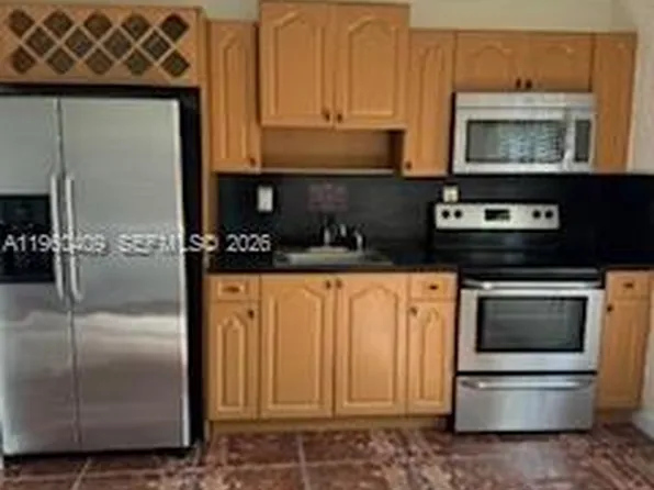 2796A NW 88th St #A, Miami, FL 33147