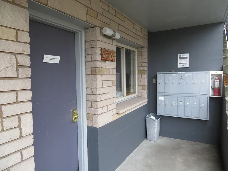 304 E Thomas St #5 — Photo 10