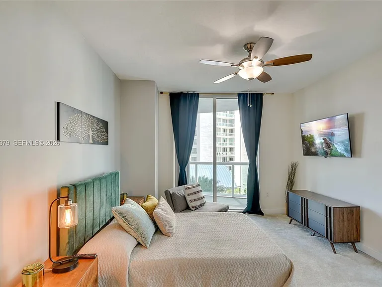 231 Riverside Dr #510 — Photo 18