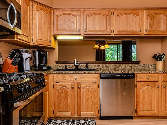5th image of 11131 Cottonwood Dr #10D