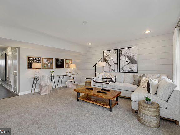 5th image of 24832 Wye Mill Ln