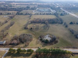 3217 Hylton Rd, Springdale, AR 72764