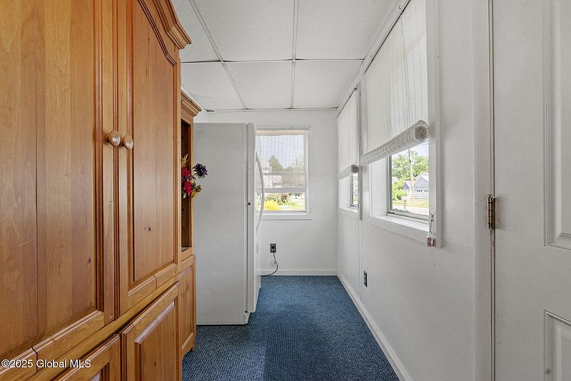 4th image of 16 Powell Street