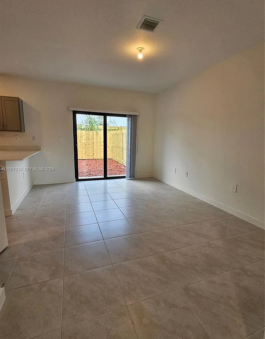Miami Land And Developmen — Photo 4