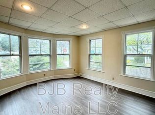 596 Preble St #2, Cape Elizabeth, ME 04107