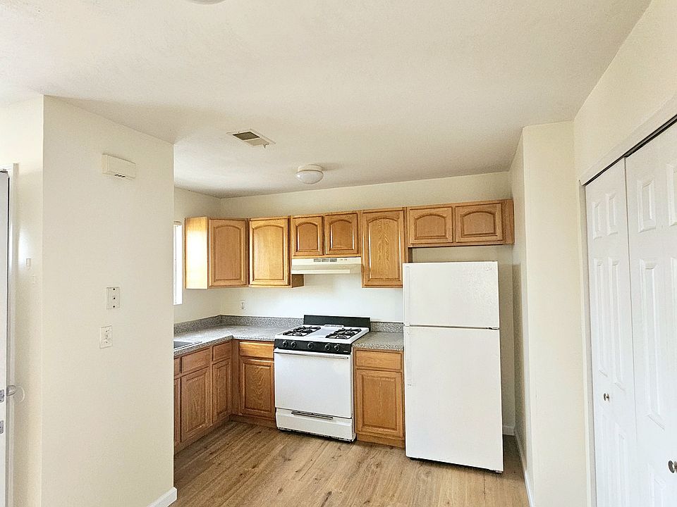 2nd image of 314 Beach 39 St #39