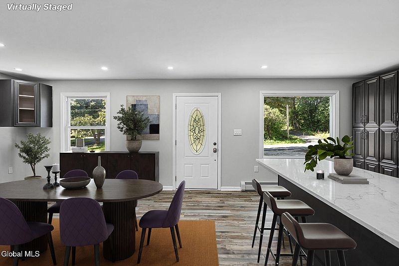 4th image of 44 Onderdonk Road