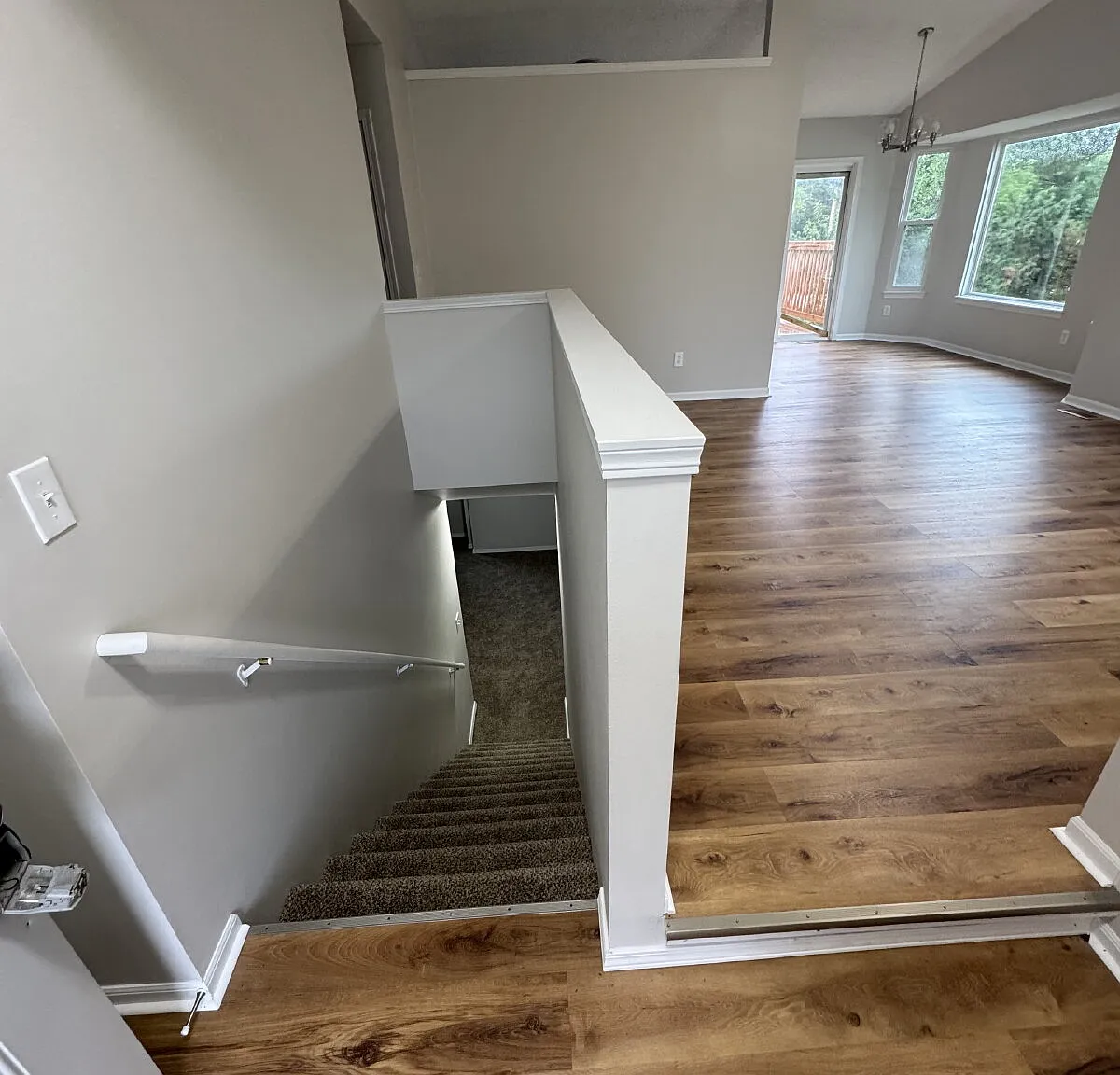 4 bed, 3.0 bath, 1928 sqft, $2,000 — Photo 3