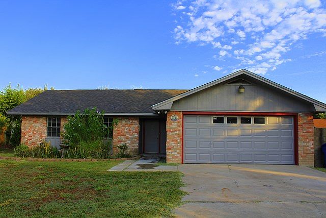1st image of 2808 Gardenia Cir