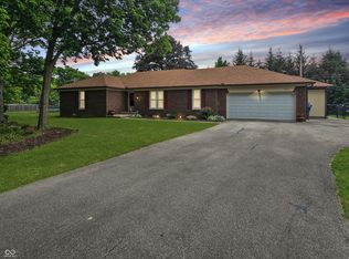 8433 Fairwind Ct, Indianapolis, IN