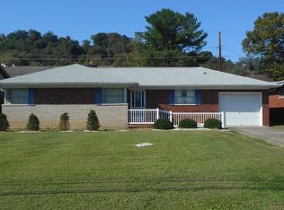 739 County Road 31, Chesapeake, OH 45619