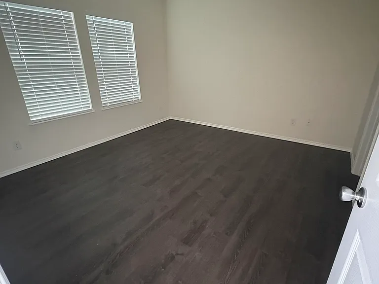 119 Bateman St — Photo 6