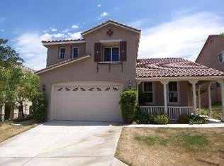 28518 Meadow Heights Ct, Santa Clarita, CA 91387