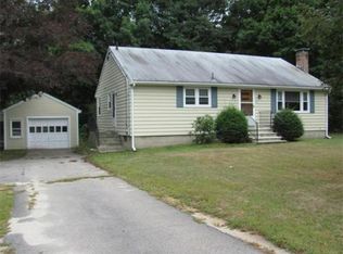 135 Hartford Ave, Bellingham, MA 02019