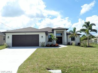 416 SE 13th Place Cpe, Coral, FL 33990