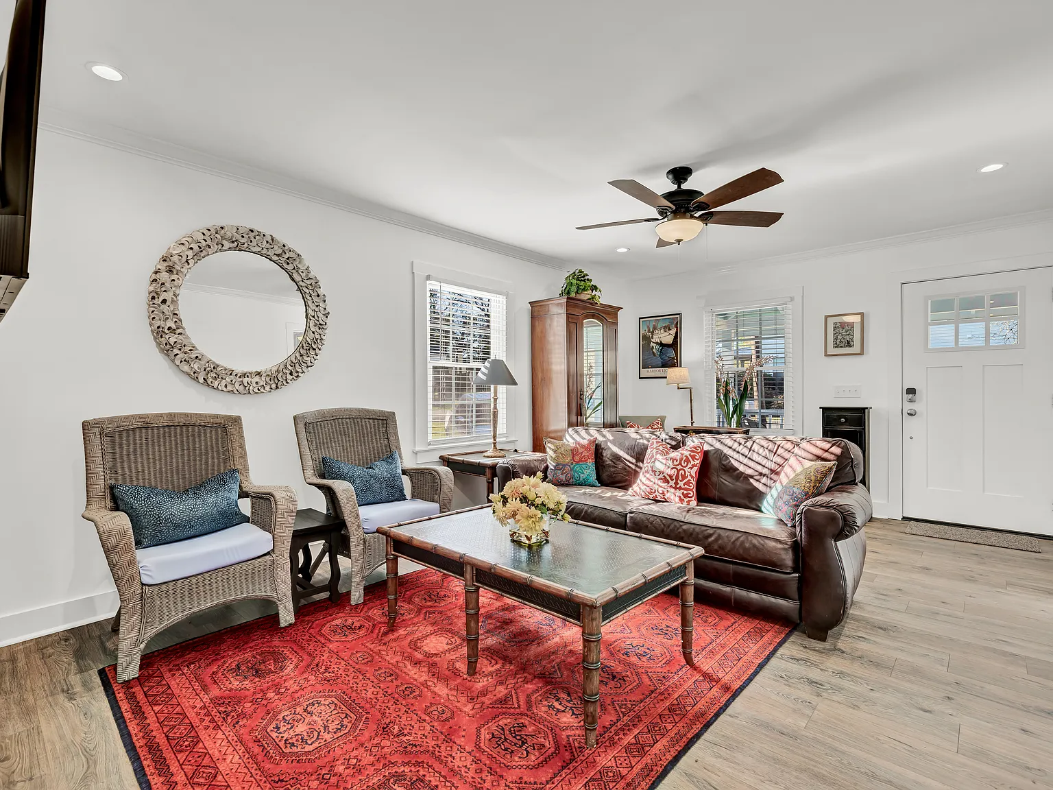 3 bed, 1368 sqft, $3,000 — Photo 4