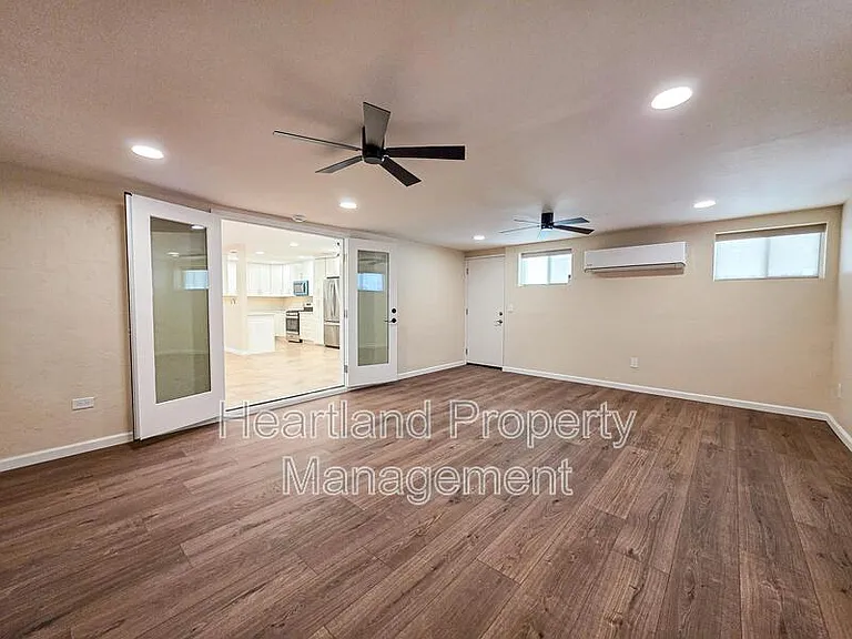 640 Claydelle Ave — Photo 11