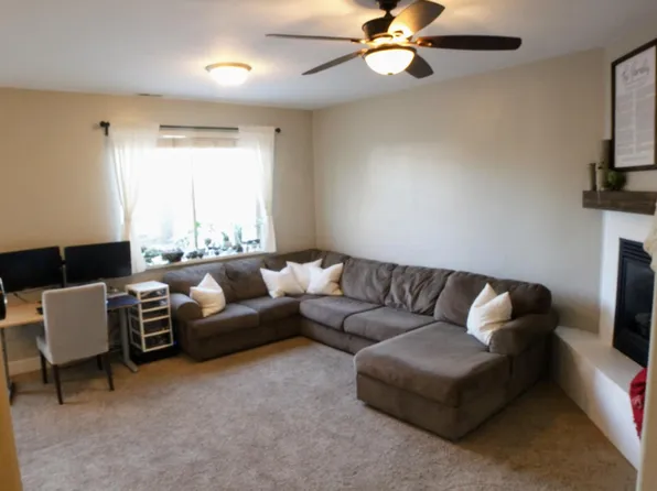 328 E Seagull Ln, Saratoga Springs, UT 84045