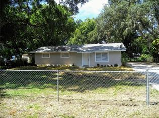209 Woodland Trl, Auburndale, FL 33823