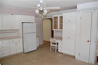 2nd image of 1529 Slayton Ave