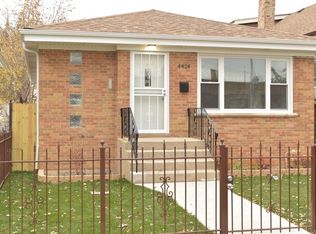 4424 W Rice St, Chicago, IL 60651
