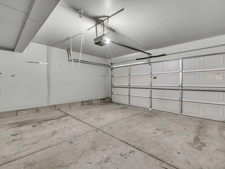 103 N Perth St — Photo 20