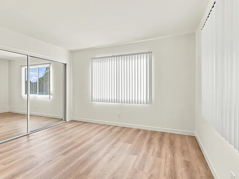1799 N Hollywood Way #J — Photo 16