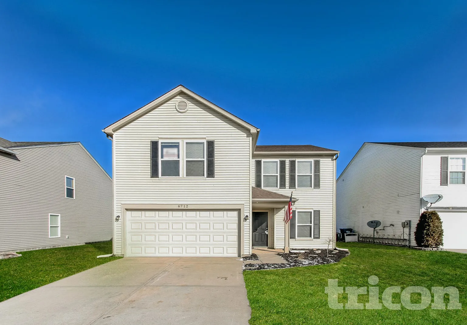 6712 W Philadelphia Drive McCordsville IN — Photo 1