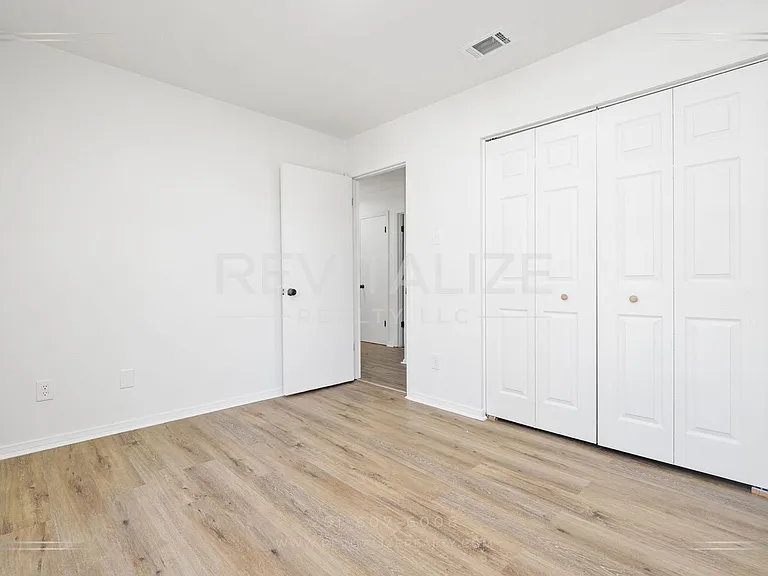 5812 Hanging Moss Ct — Photo 20