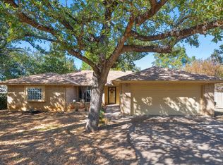 5405 Oak Springs Dr, Arlington, TX 76016