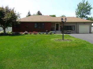 2209 Fairlawn Pkwy, Niskayuna, NY 12309