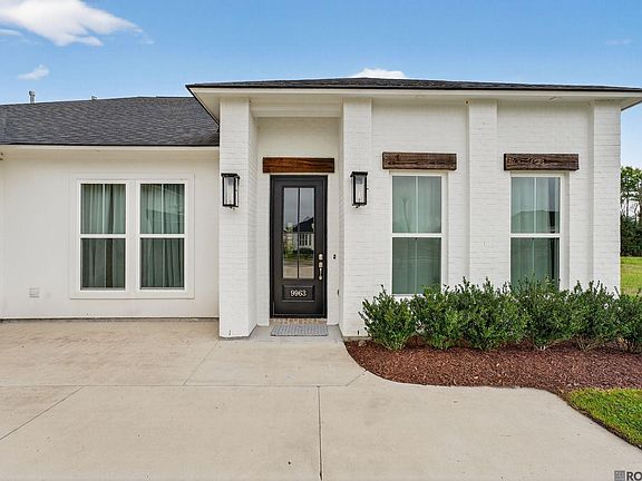 2nd image of 9963 Oak Colony Dr