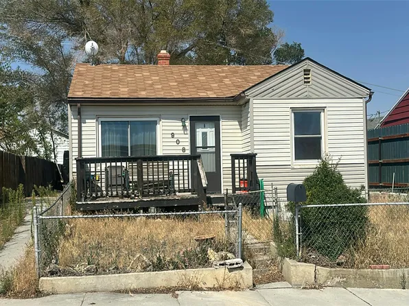 908 Adams Ave, Rock Springs, WY 82901