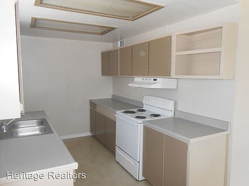 5th image of 1478 Bengston Ave